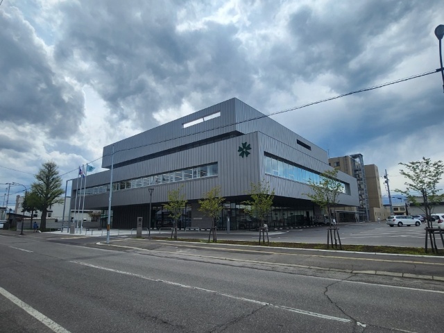 役所　芽室町役場（役所）まで623m