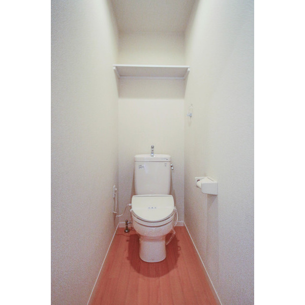 トイレ　同じ敷地内別のお部屋