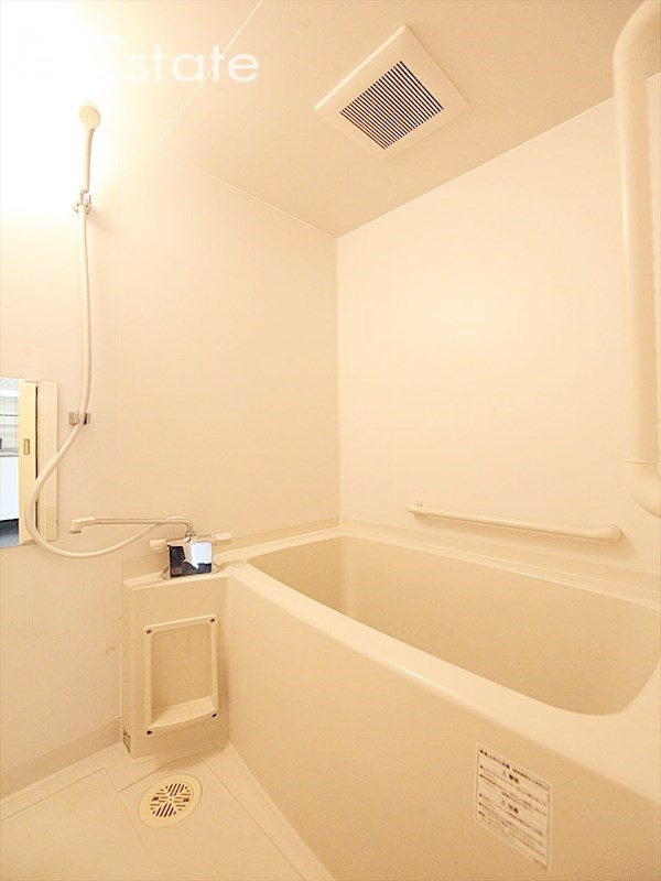 バス・シャワールーム　バスルーム