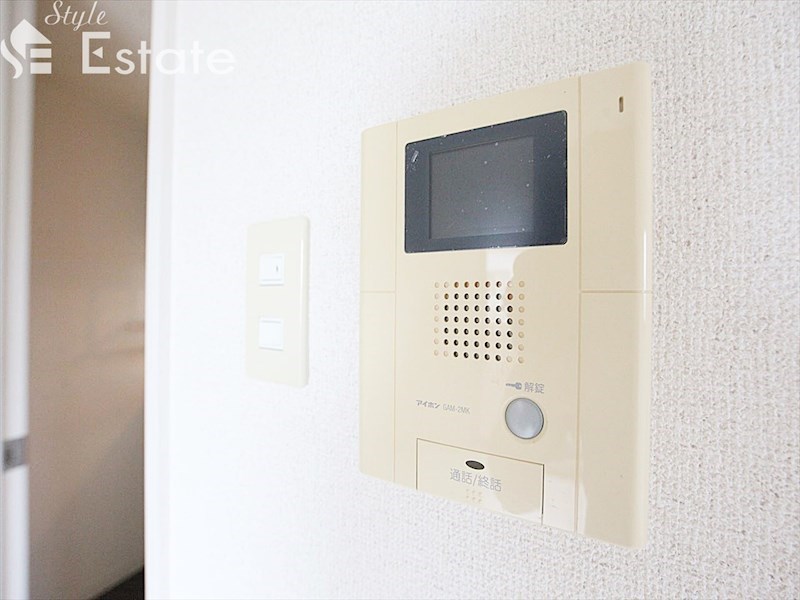 セキュリティ　モニター付きインターホン