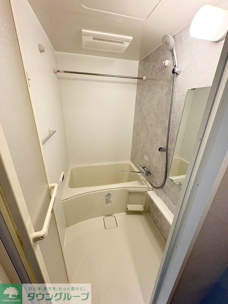 バス・シャワールーム　バス