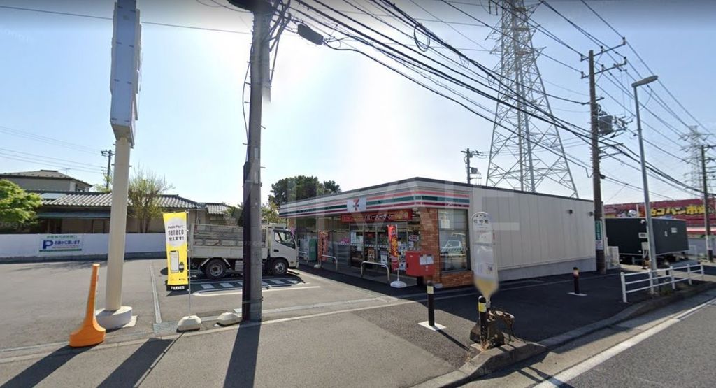 コンビニ　セブンイレブン藤沢中高倉店（コンビニ）まで180m