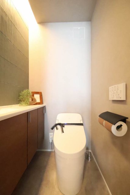 トイレ　家具・インテイリアは含みません。