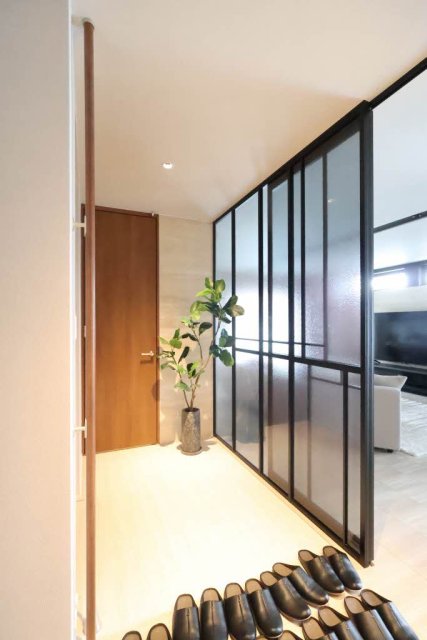 玄関　家具・インテイリアは含みません。