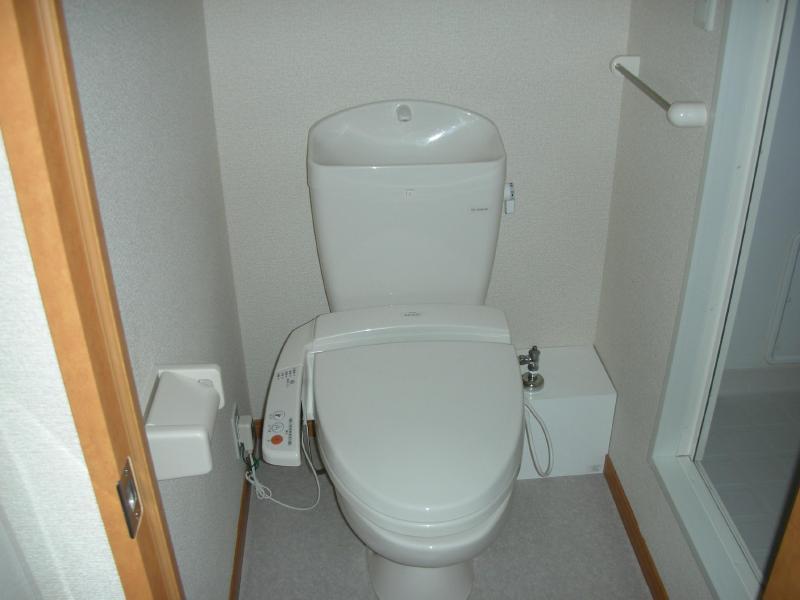 トイレ　シャワー付きトイレ