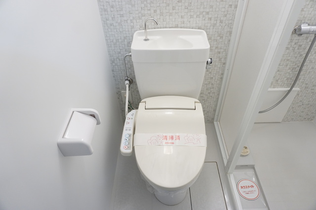 トイレ　★温水洗浄便座★