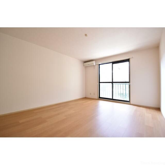 居室・リビング　★お問い合わせは、地域密着のタウンハウジングまで★