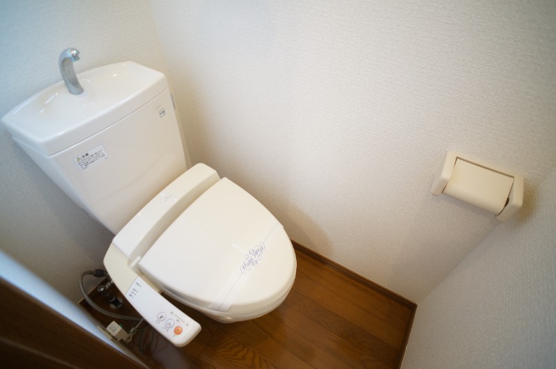 トイレ　別号室イメージ