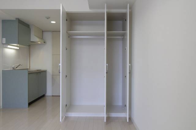 収納　※１００３号室内装写真参照