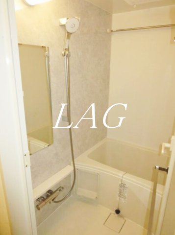 バス・シャワールーム　お風呂です。