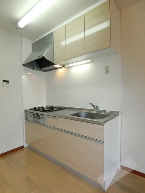 キッチン　お料理が捗る、３口ガスコンログリル付き♪