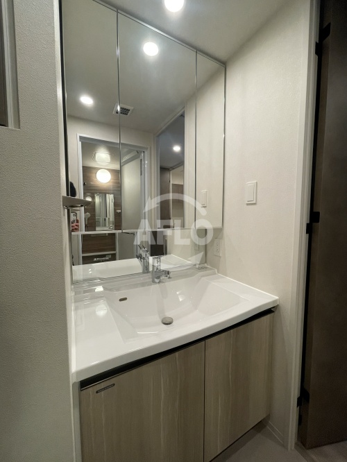 洗面設備　アーバネックス東梅田　独立洗面台