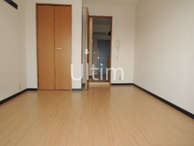 居室・リビング　別部屋のお写真です。ご参考までに！