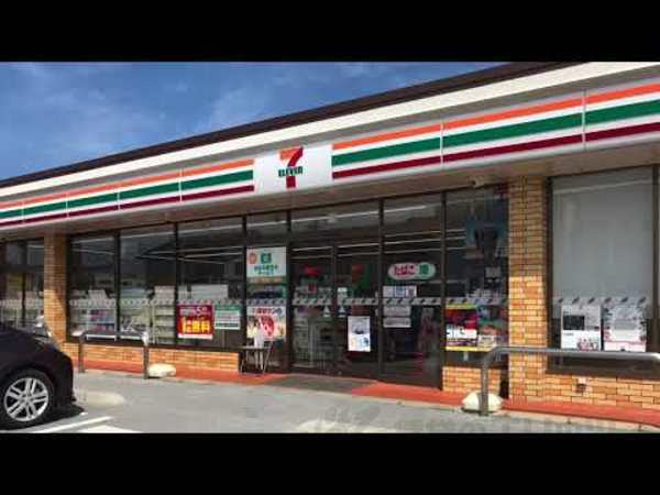 コンビニ　セブンイレブン　彦根小泉町店（コンビニ）まで720m