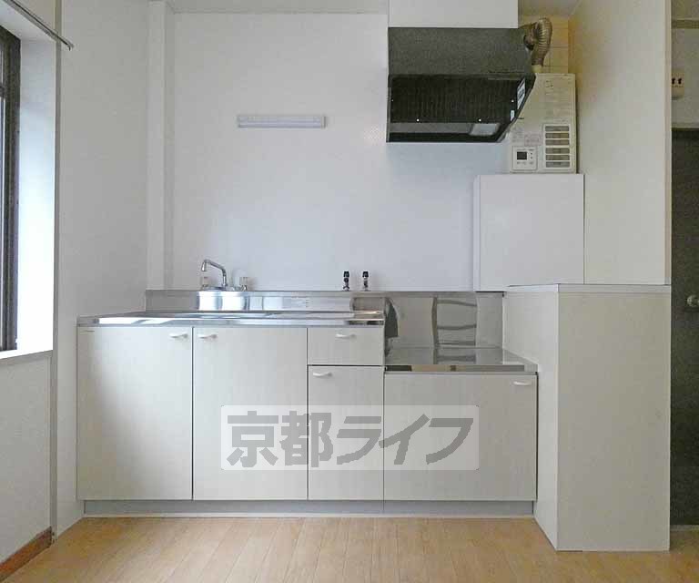 キッチン　キッチンです。