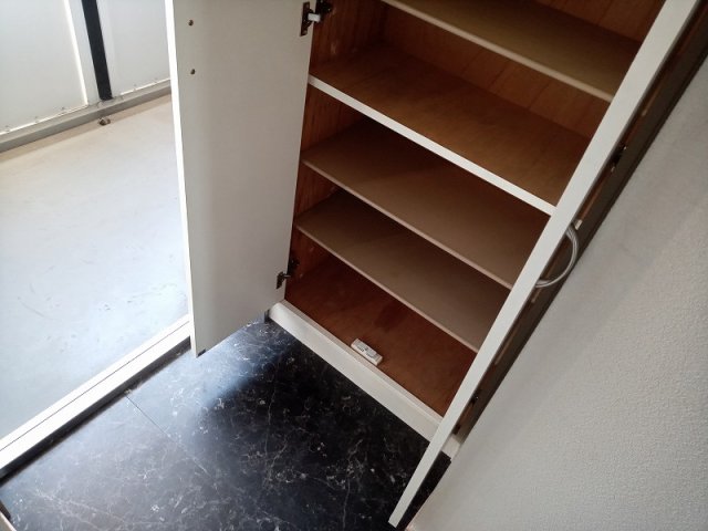 玄関　シューズボックス付き