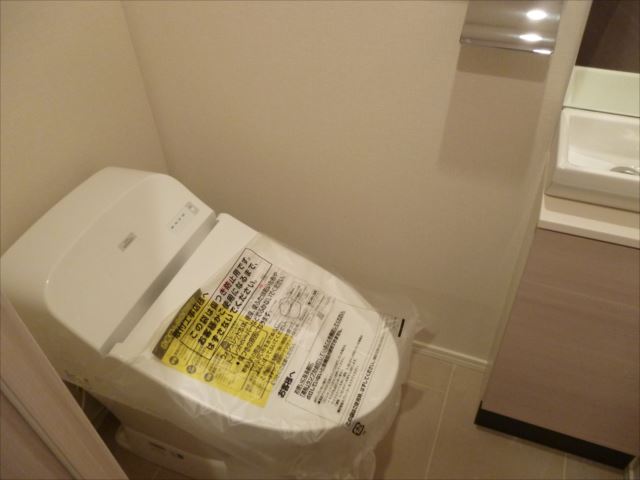 トイレ　※別部屋参考写真