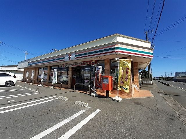コンビニ　セブンイレブン 鹿嶋旭ヶ丘店（コンビニ）まで1000m