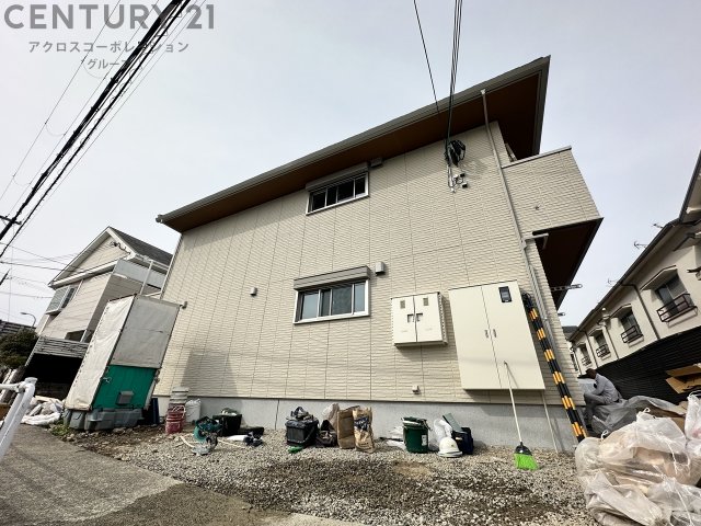 建物外観　宅配ボックス完備で不在時も安心です♪