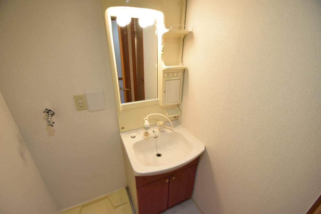 洗面設備　洗髪洗面化粧台