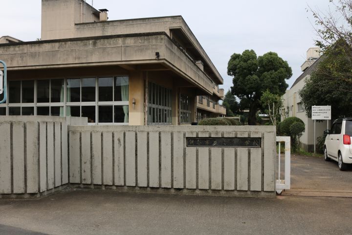 中学校　熊谷市立大原中学校（中学校）まで1996m
