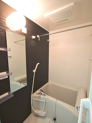 バス・シャワールーム　ゆったりと疲れを癒すことのできるバスルーム