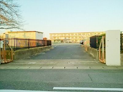 小学校　一宮市立　富士小学校（小学校）まで550m