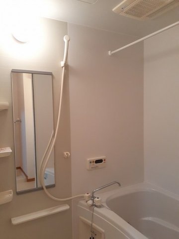 バス・シャワールーム　日々の暮らしに欠かせないお風呂です