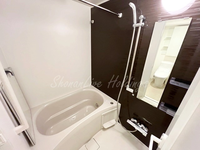 バス・シャワールーム　浴室乾燥機付き☆