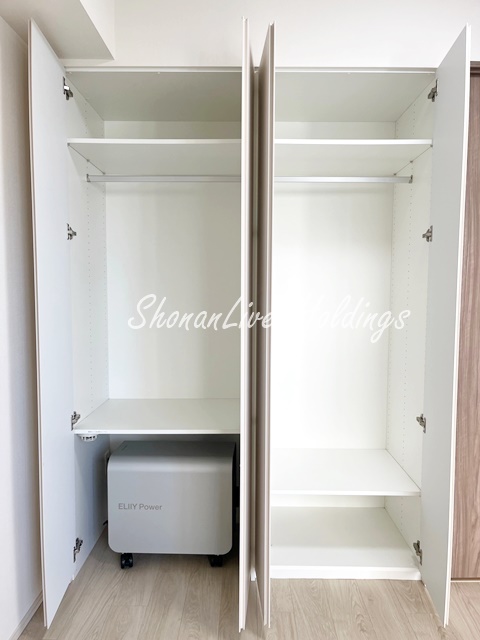 収納　ハンガーラック付きで楽々収納♪