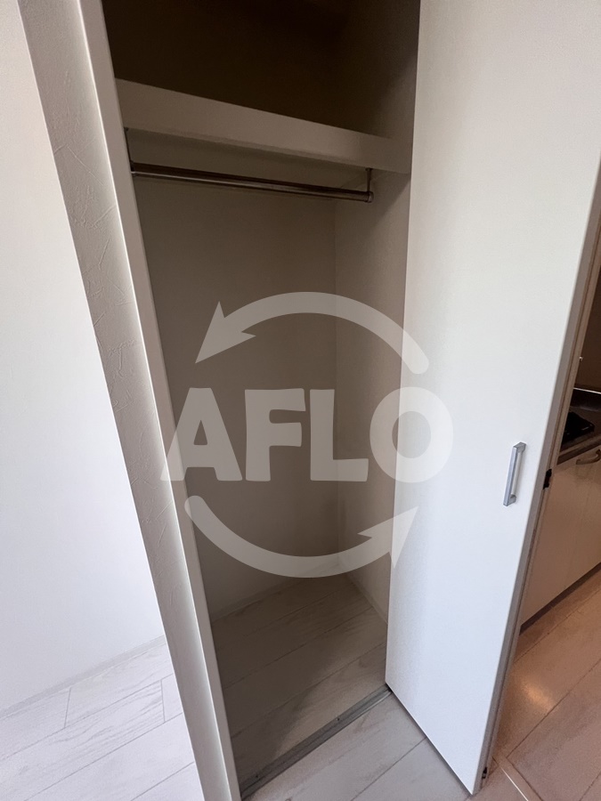 収納　グランパシフィック北畠　クローゼット