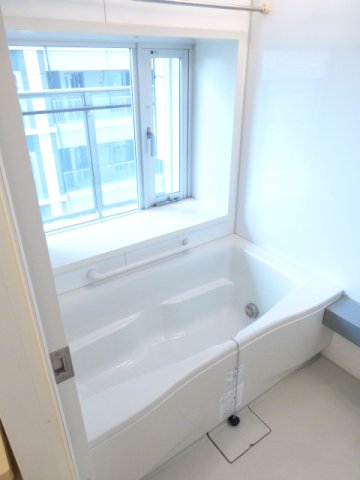 バス・シャワールーム　バス※別部屋参考写真