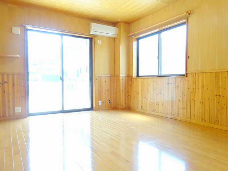 居室・リビング　写真は101です。