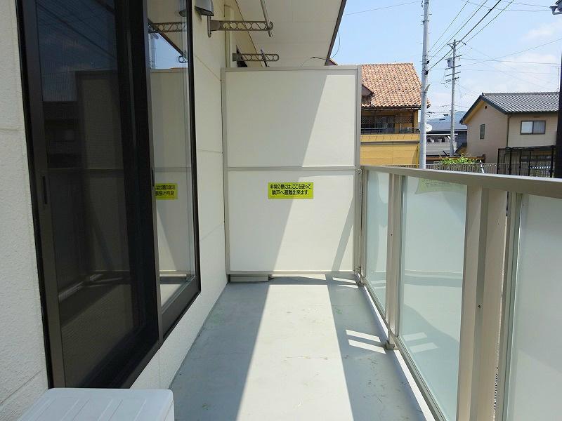 バルコニー　写真は101です。