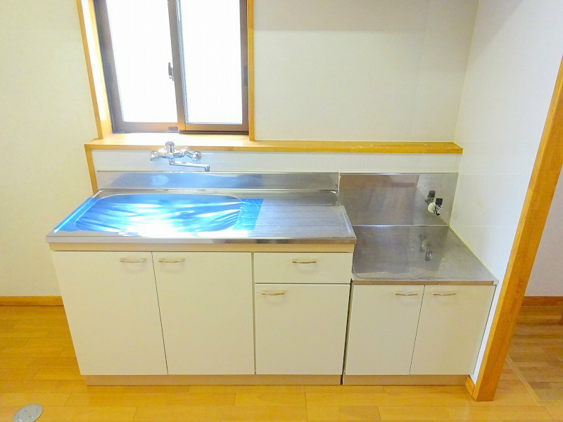キッチン　写真は101です。