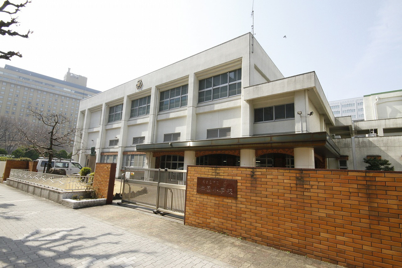 小学校　御園小学校（小学校）まで600m