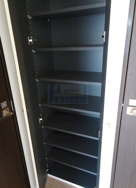 玄関　たっぷりシューズボックス☆