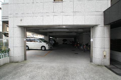 駐車場　外観写真（昼）