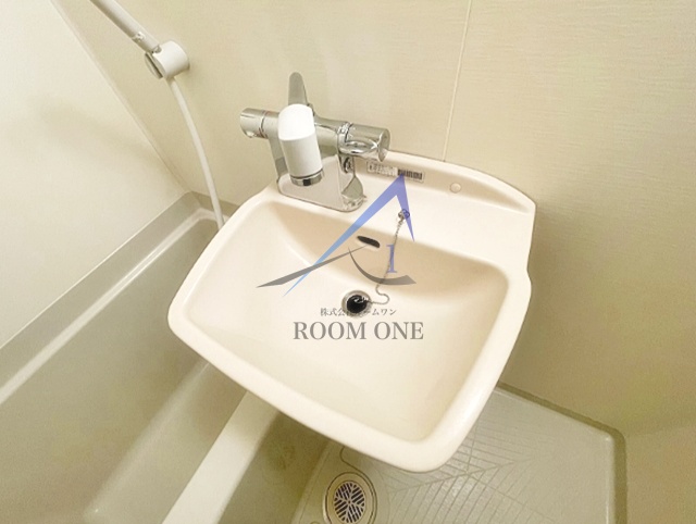 洗面設備　洗面台です。