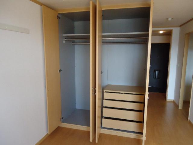 収納　クローゼット