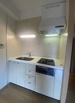 キッチン　同タイプ部屋　参考写真です