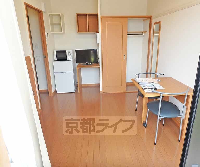 居室・リビング　家具家電つきのレオパレスシリーズです