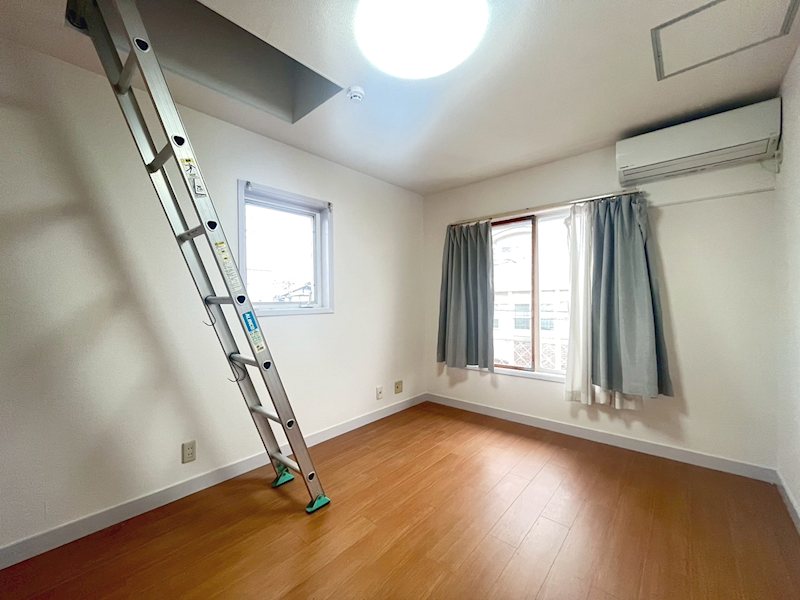 居室・リビング　別の部屋参照