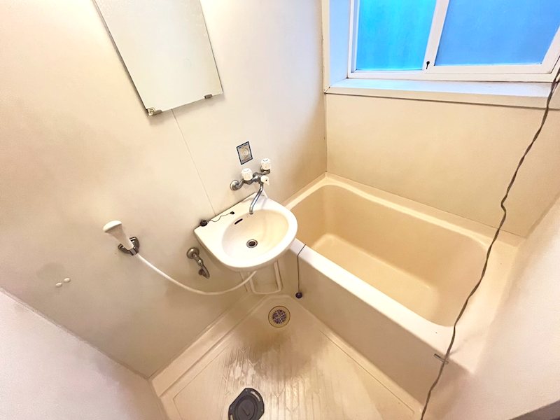 バス・シャワールーム　別の部屋参照