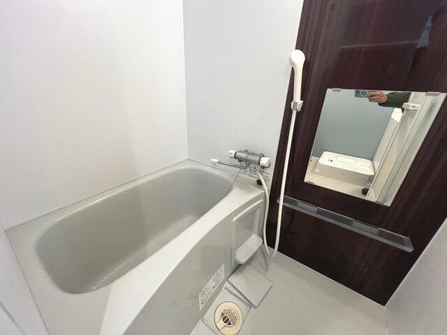 バス・シャワールーム　?