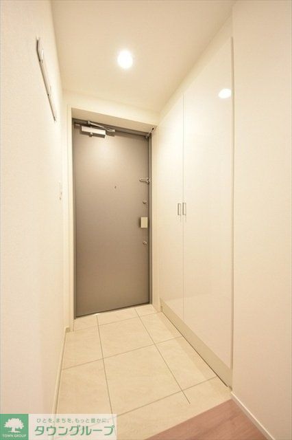 玄関　お部屋探しは株式会社　タウンハウジング　までお気軽にお問合…