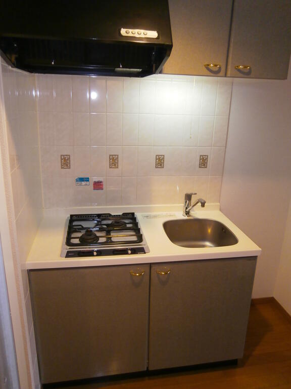 キッチン　２口ガスコンロのシステムキッチン