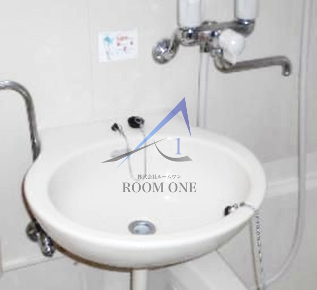 洗面設備　洗面台です。