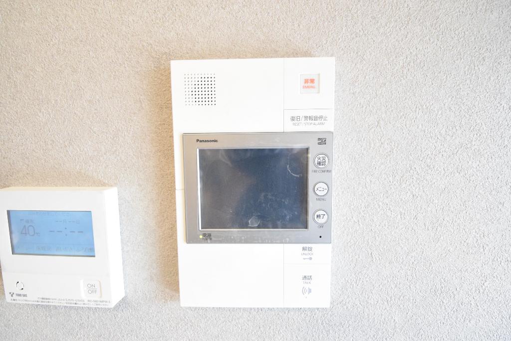 セキュリティ　カメラ付インターホン