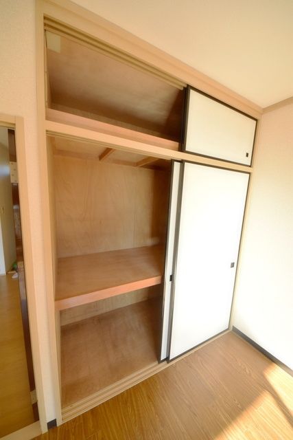 収納　お問合せはタウンハウジングまで